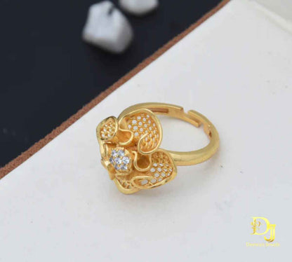 Lovely Design Gold Plated Ring for Ladies